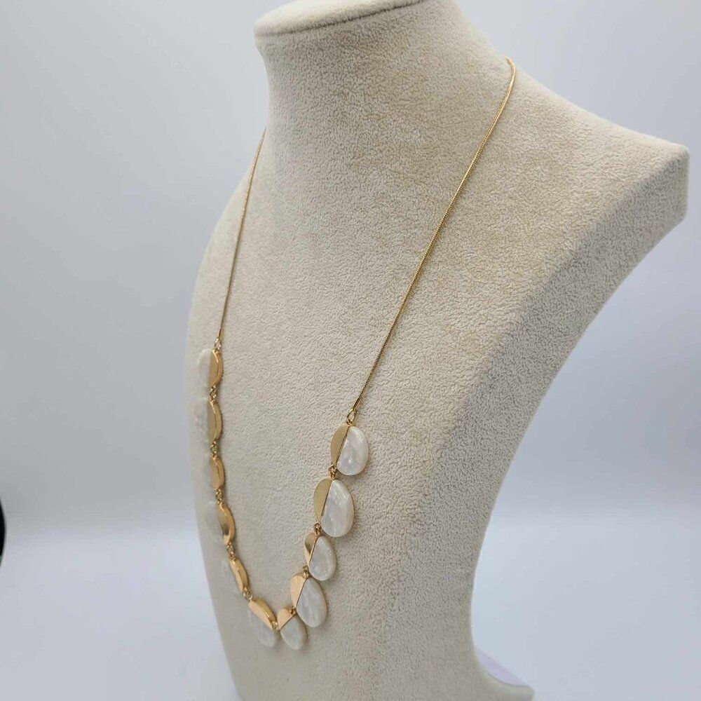 J Crew Disc Necklace - Picture 2 of 9